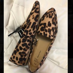 Leopard print flats